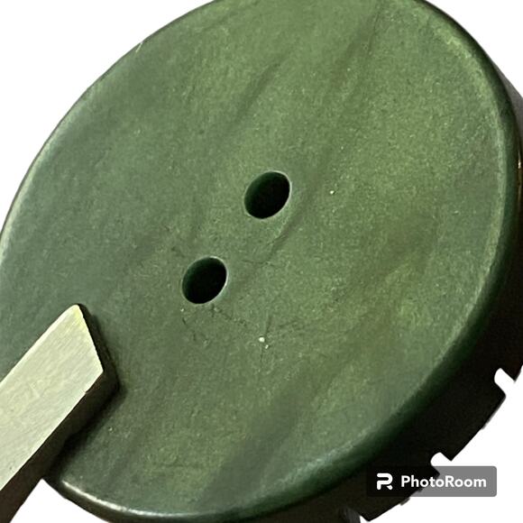 Plastic Buttons 2 Hole Marbled Green Set of 2 Original Sewing Fidget Crafts - Picture 4 of 11